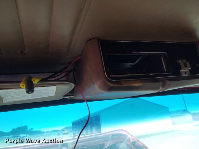 image for item IK9311 1990 Ford L8000  dump truck