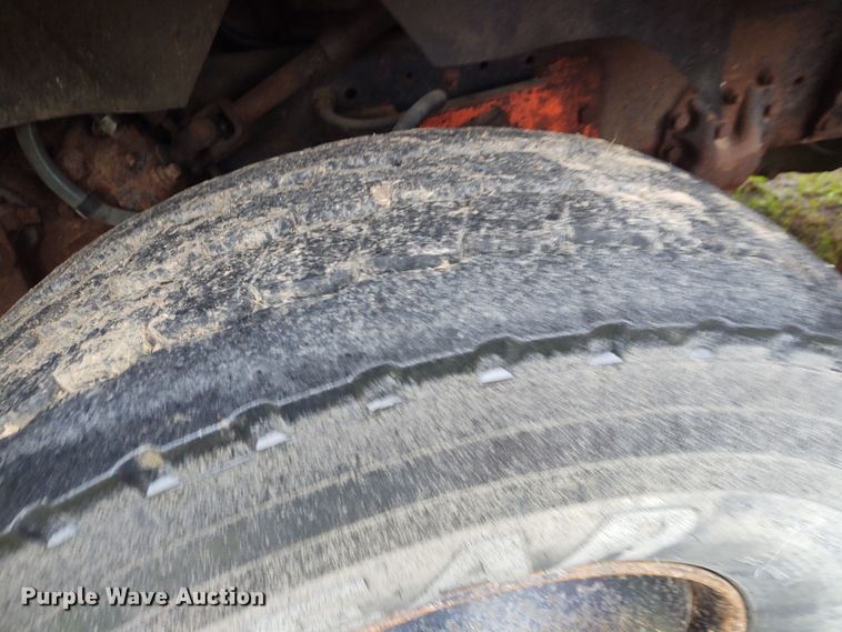 image for item IK9311 1990 Ford L8000  dump truck