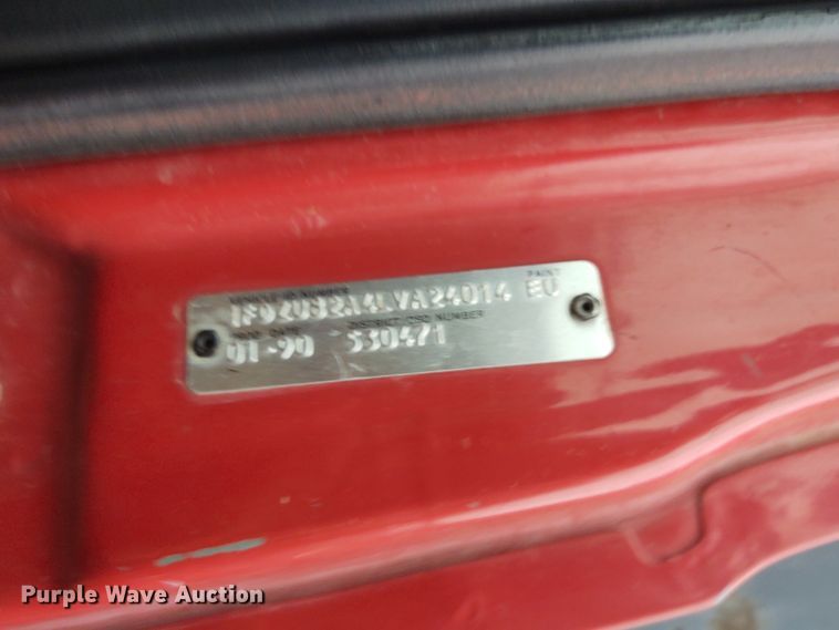 image for item IK9311 1990 Ford L8000  dump truck