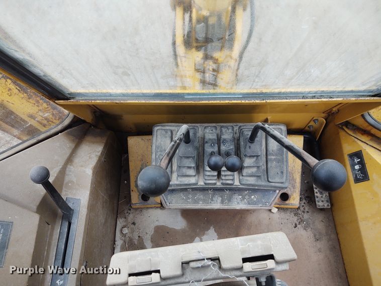 image for item IK9312 1988 Caterpillar 416  backhoe