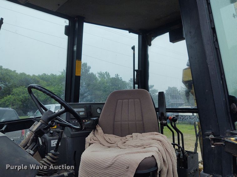 image for item IK9315 Ford 555C  backhoe