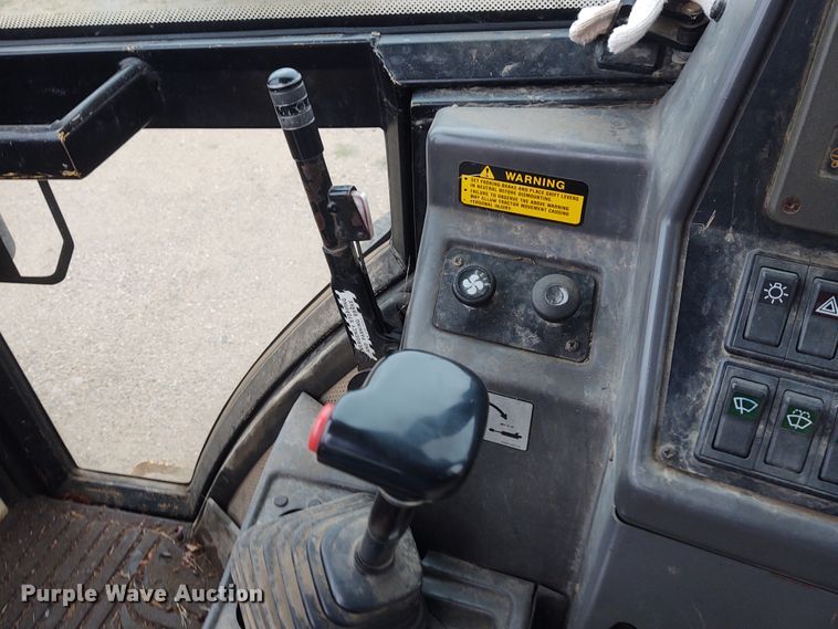 image for item IK9315 Ford 555C  backhoe