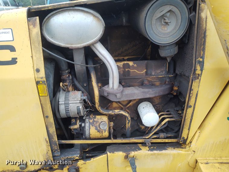 image for item IK9315 Ford 555C  backhoe