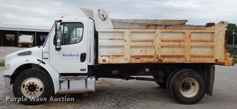 image for item IL9430 2006 Freightliner Business Class M2  dump truck