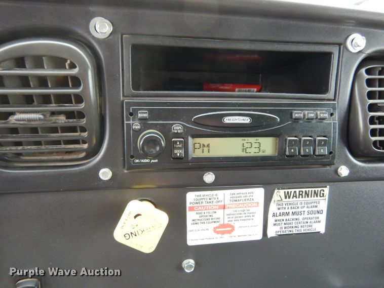 image for item IL9430 2006 Freightliner Business Class M2  dump truck