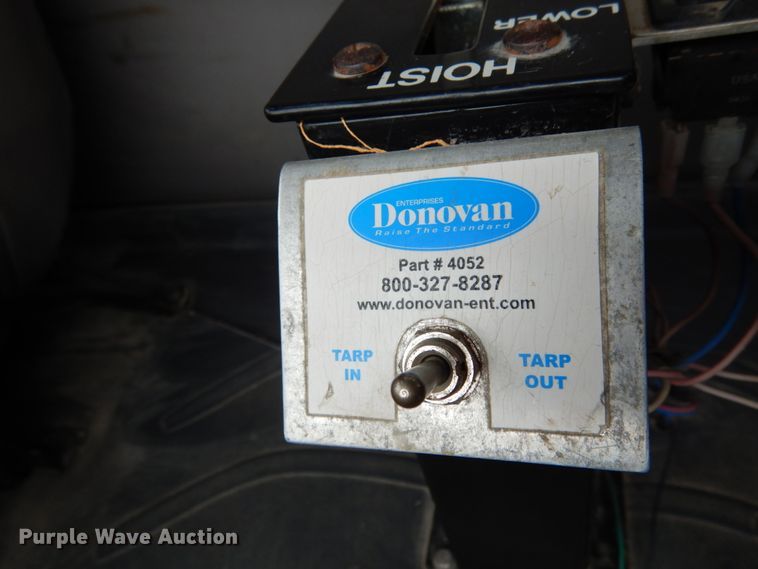 image for item IL9430 2006 Freightliner Business Class M2  dump truck