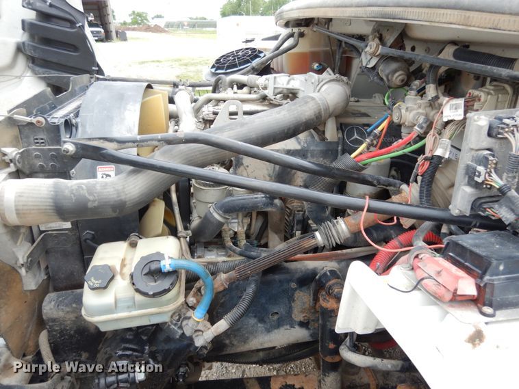 image for item IL9430 2006 Freightliner Business Class M2  dump truck