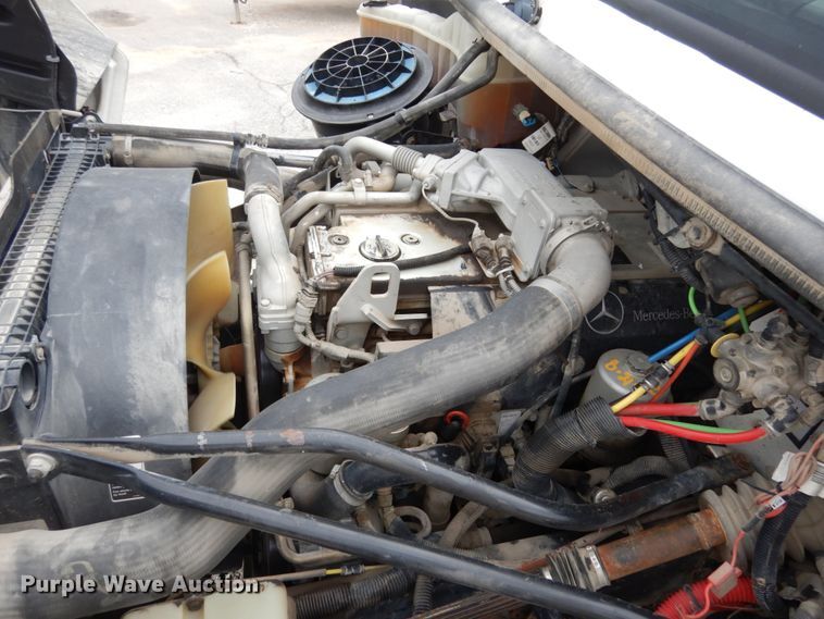 image for item IL9430 2006 Freightliner Business Class M2  dump truck