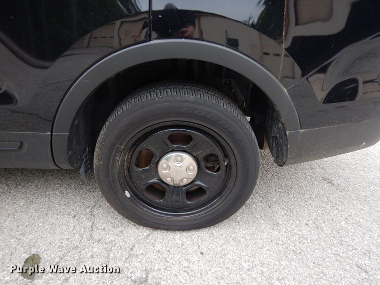 image for item IL9463 2016 Ford Explorer Police  SUV