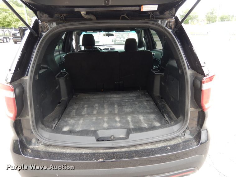 image for item IL9465 2016 Ford Explorer Police  SUV