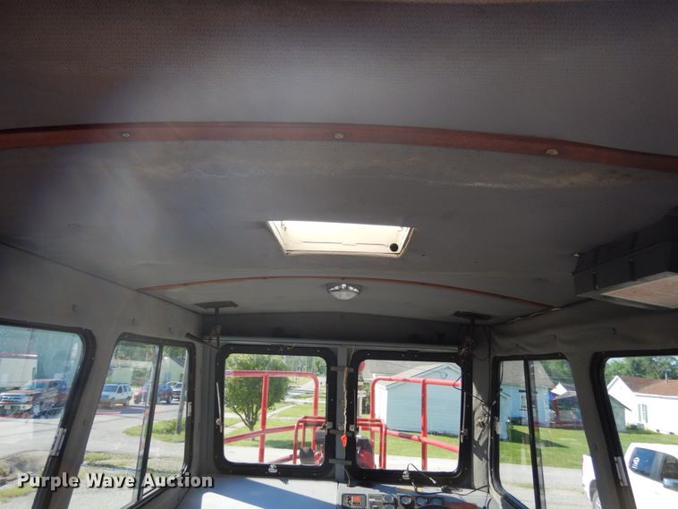 image for item IL9489 1991 SeaArk  boat