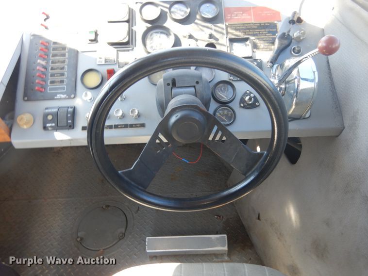 image for item IL9489 1991 SeaArk  boat