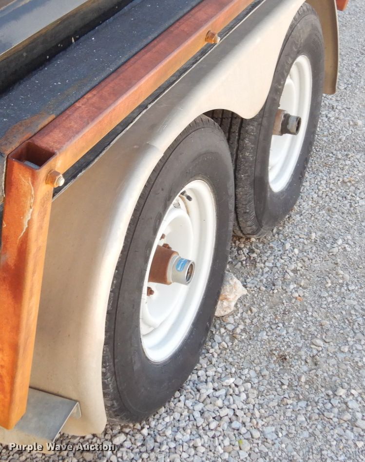 image for item IL9489 1991 SeaArk  boat