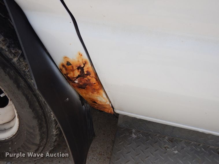 image for item IL9490 2006 Ford Econline E450 Super Duty  Aerotech shuttle bus