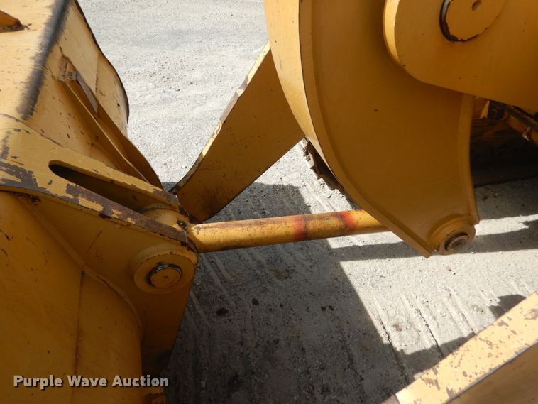 image for item IL9492 1997 Caterpillar 953C  track loader