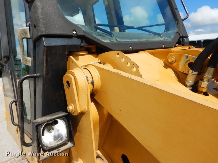 image for item IL9492 1997 Caterpillar 953C  track loader