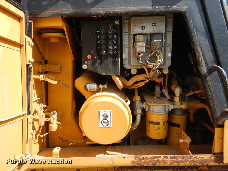 image for item IL9492 1997 Caterpillar 953C  track loader