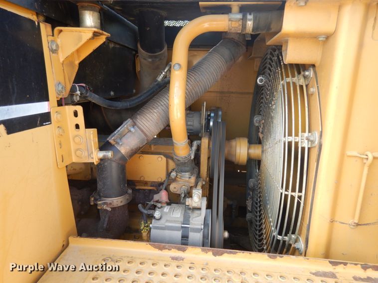 image for item IL9492 1997 Caterpillar 953C  track loader