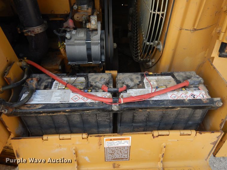 image for item IL9492 1997 Caterpillar 953C  track loader