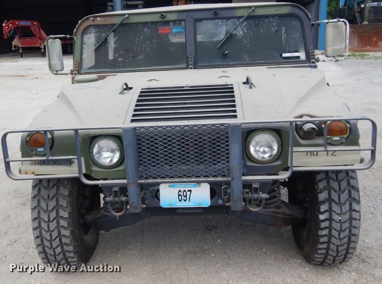 image for item IL9493 1991 Am General HMMWVM998  Humvee SUV