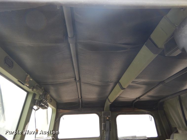 image for item IL9493 1991 Am General HMMWVM998  Humvee SUV