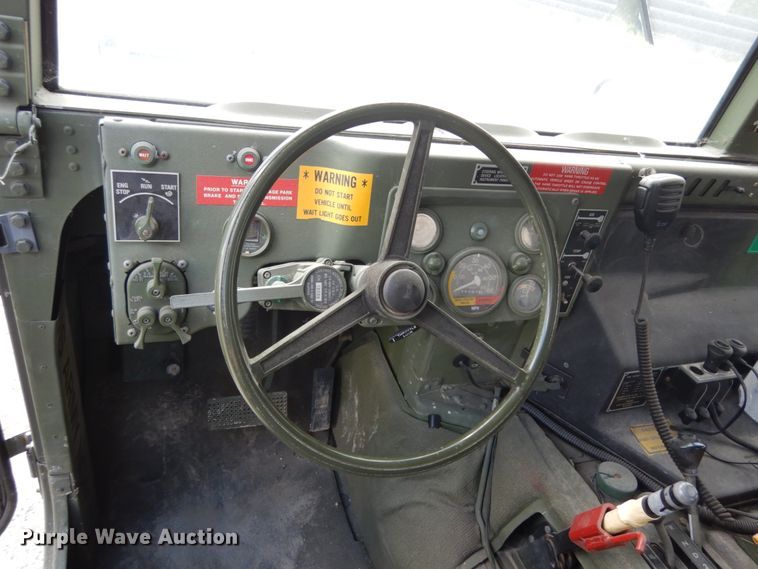 image for item IL9493 1991 Am General HMMWVM998  Humvee SUV