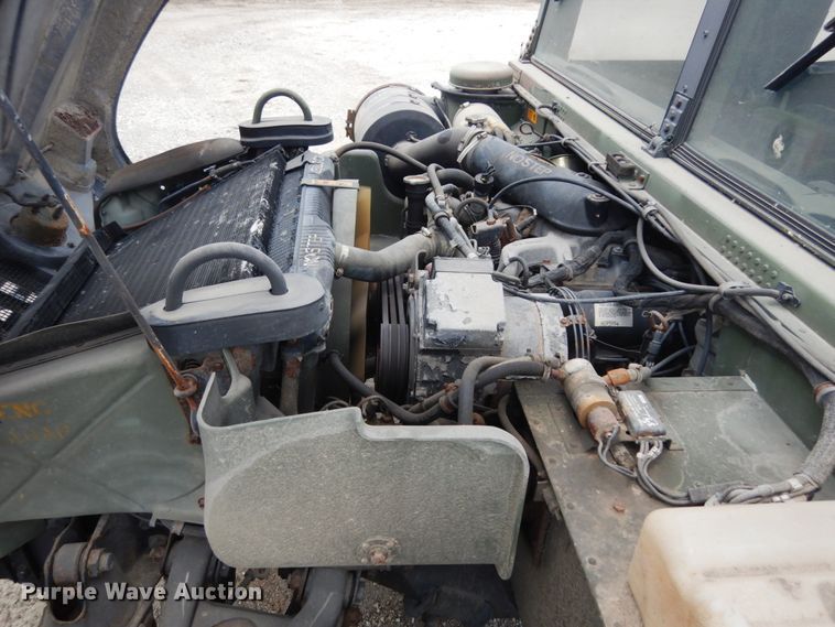 image for item IL9493 1991 Am General HMMWVM998  Humvee SUV