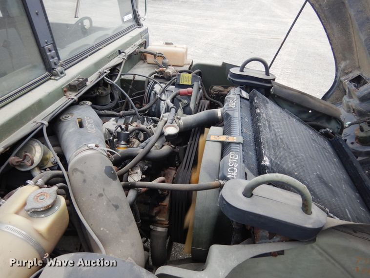 image for item IL9493 1991 Am General HMMWVM998  Humvee SUV