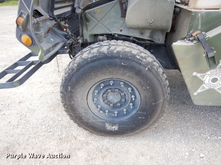 image for item IL9493 1991 Am General HMMWVM998  Humvee SUV