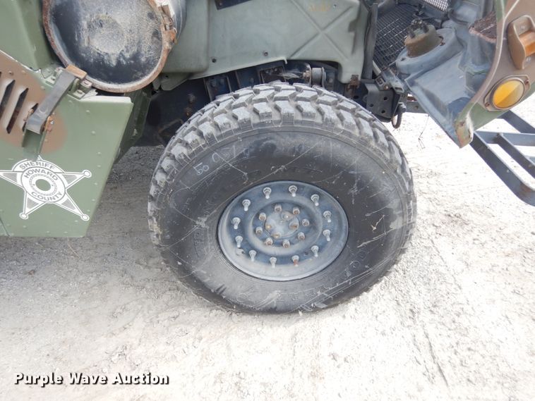 image for item IL9493 1991 Am General HMMWVM998  Humvee SUV