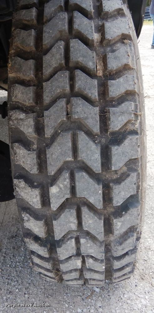 image for item IL9493 1991 Am General HMMWVM998  Humvee SUV