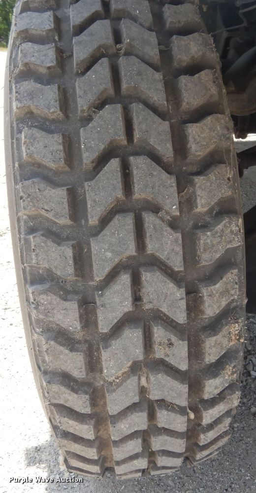 image for item IL9493 1991 Am General HMMWVM998  Humvee SUV