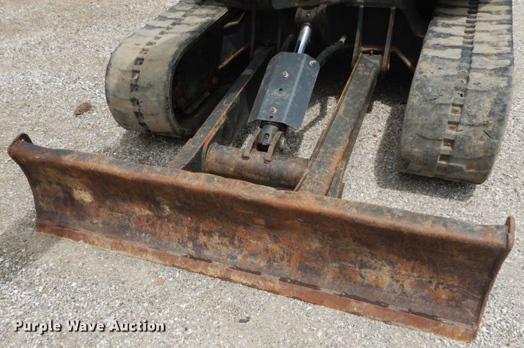 image for item IL9495 2015 Bobcat E32  mini excavator