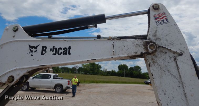 image for item IL9495 2015 Bobcat E32  mini excavator