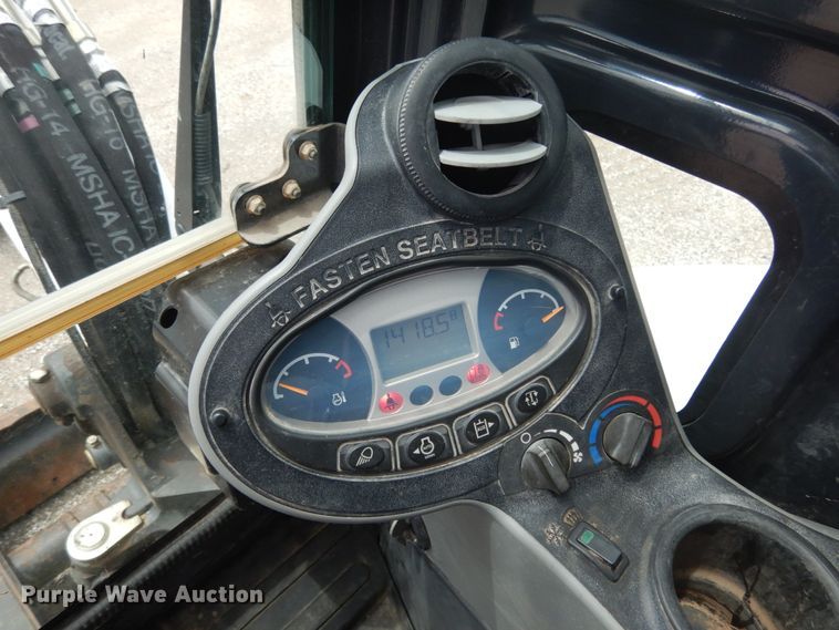 image for item IL9495 2015 Bobcat E32  mini excavator