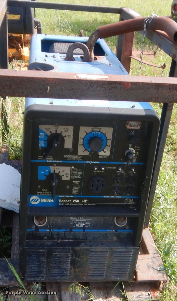 image for item IP9935 Miller Bobcat 250  welder