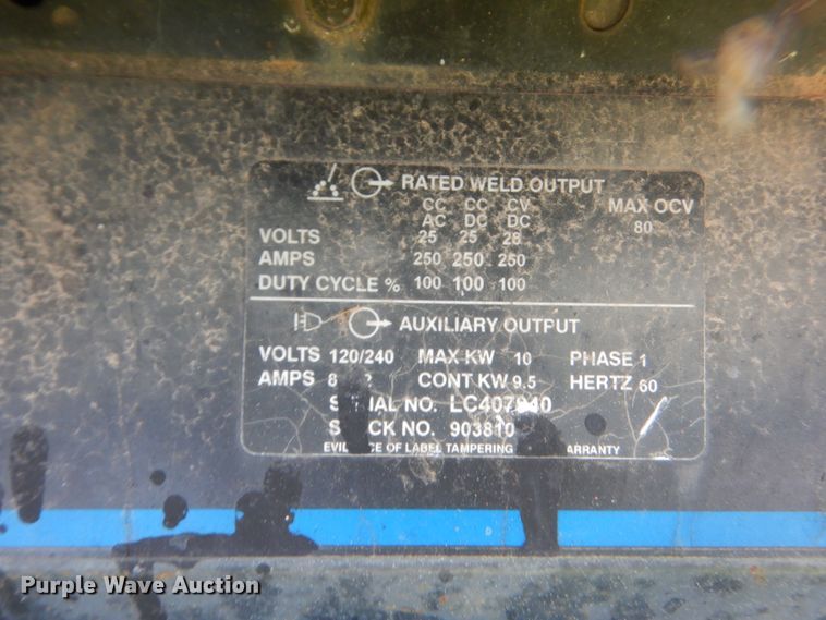 image for item IP9935 Miller Bobcat 250  welder