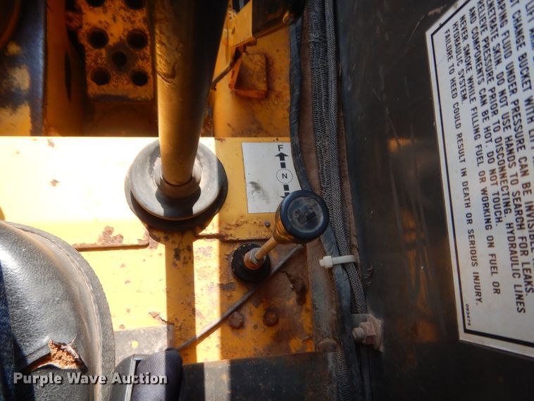 image for item IP9938 Gehl 4835DXT  skid steer loader