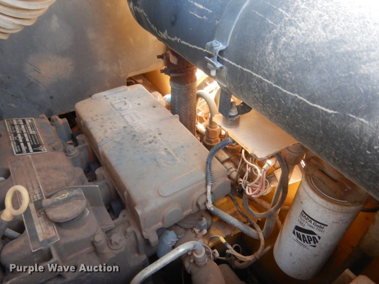 image for item IP9938 Gehl 4835DXT  skid steer loader