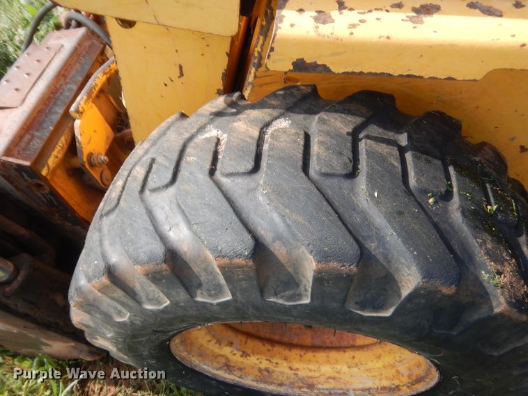 image for item IP9938 Gehl 4835DXT  skid steer loader