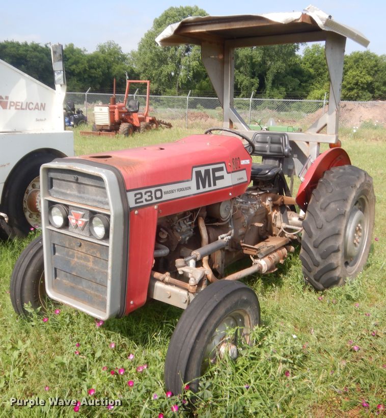 image for item IP9942 1980 Massey Ferguson 230  tractor