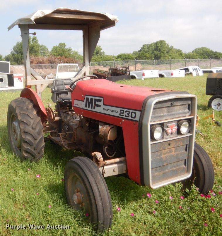image for item IP9942 1980 Massey Ferguson 230  tractor