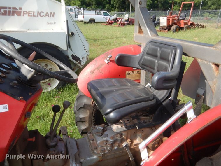 image for item IP9942 1980 Massey Ferguson 230  tractor