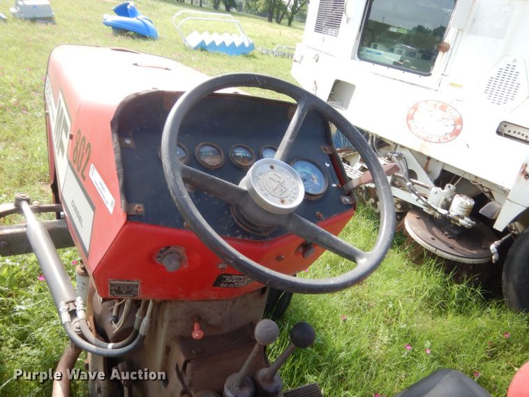 image for item IP9942 1980 Massey Ferguson 230  tractor