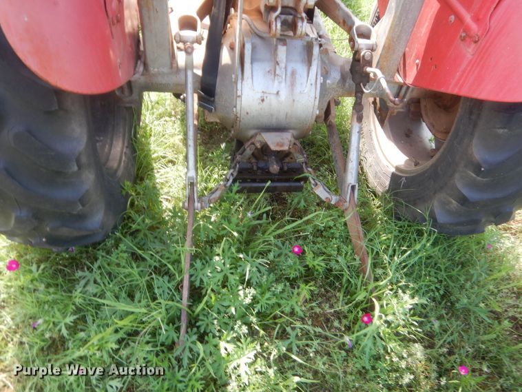 image for item IP9942 1980 Massey Ferguson 230  tractor