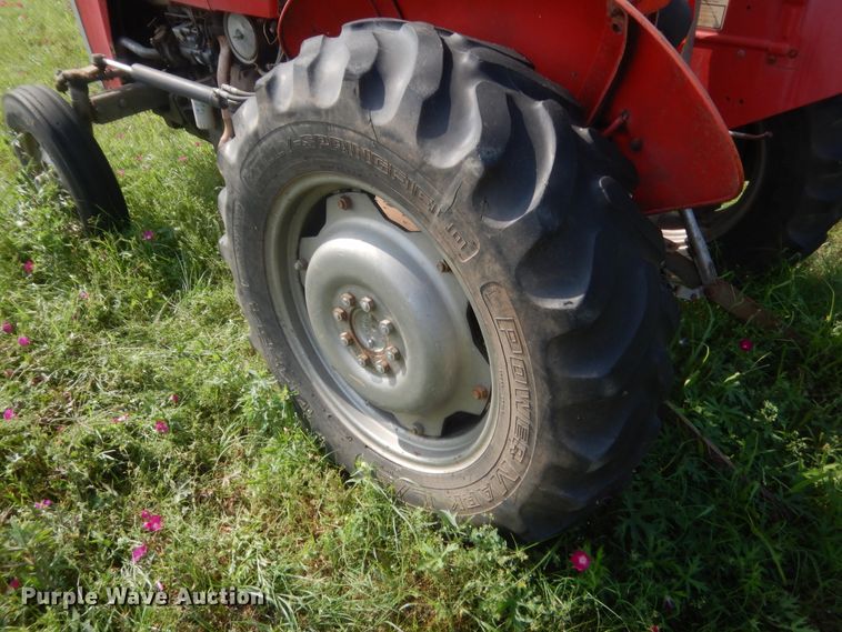 image for item IP9942 1980 Massey Ferguson 230  tractor