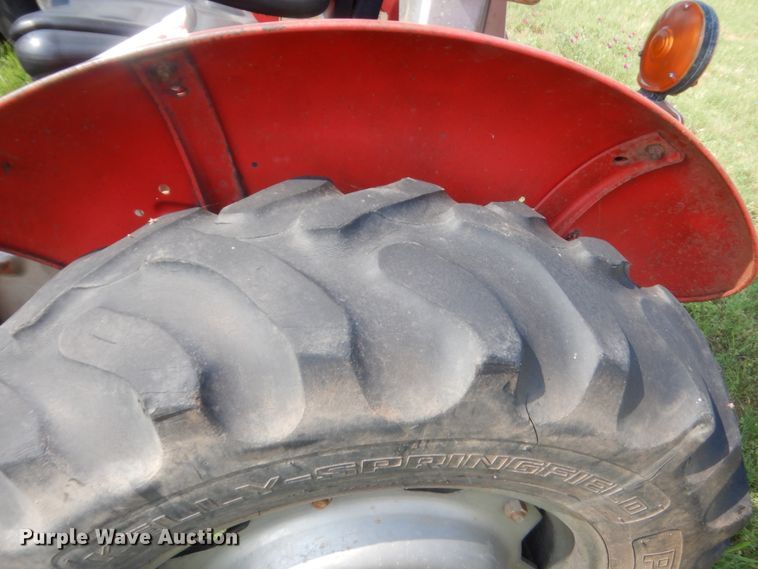 image for item IP9942 1980 Massey Ferguson 230  tractor