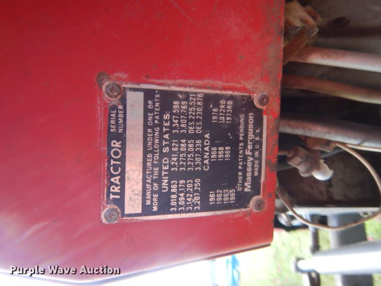 image for item IP9942 1980 Massey Ferguson 230  tractor