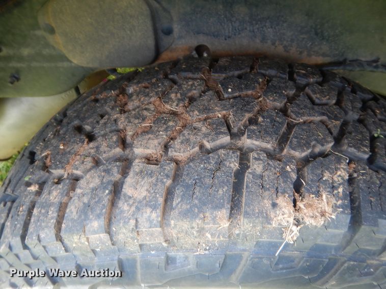 image for item IP9947 2001 Ford Expedition  SUV