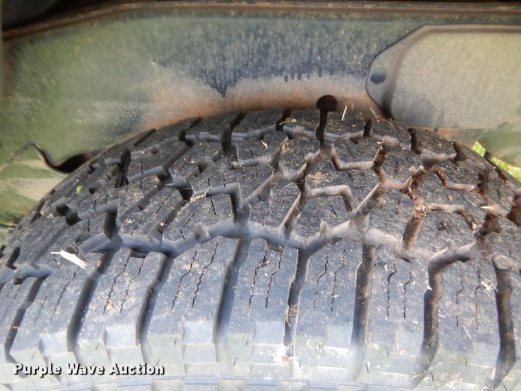 image for item IP9947 2001 Ford Expedition  SUV